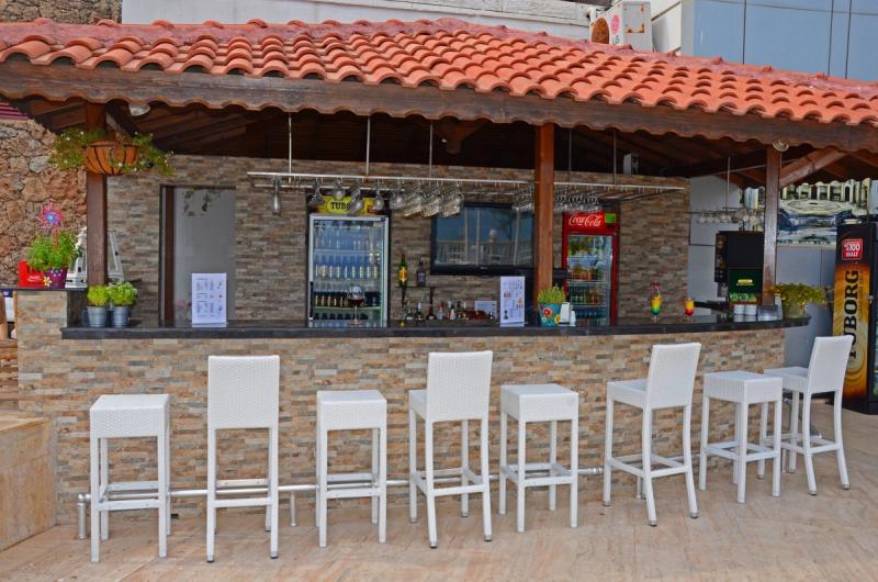 Lara Hotel - Image 8