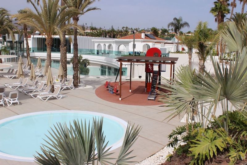 Hotel LIVVO Dunagolf Suites - Image 8
