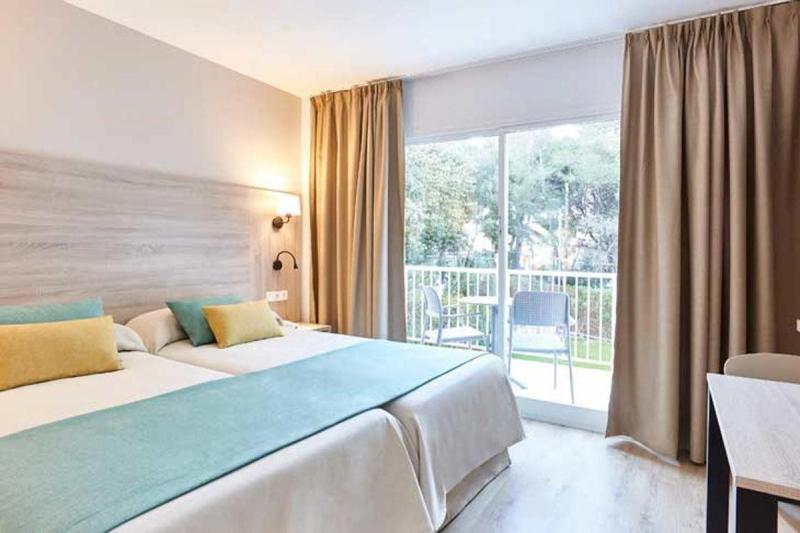 Universal Apartamentos Laguna Garden - Image 2
