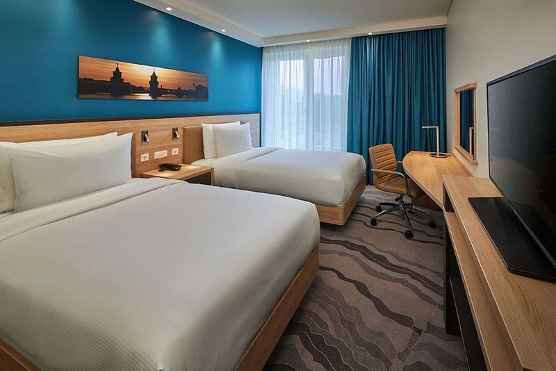 Hampton By Hilton Berlin City Centre Alexanderplatz - Image 10