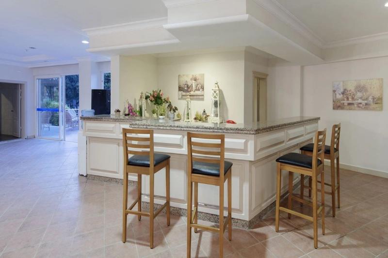 Club Turtas Beach Hotel - Image 7