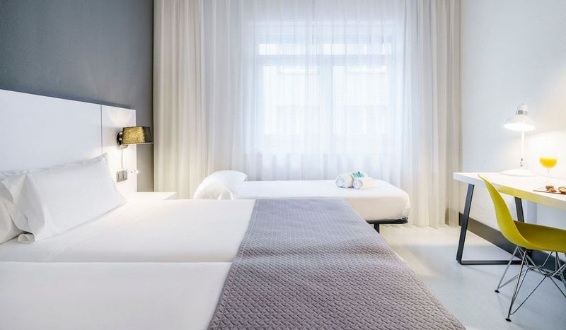 Hotel ILUNION Bilbao - Image 5