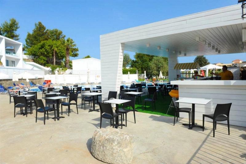 Ellia Resort - Image 5