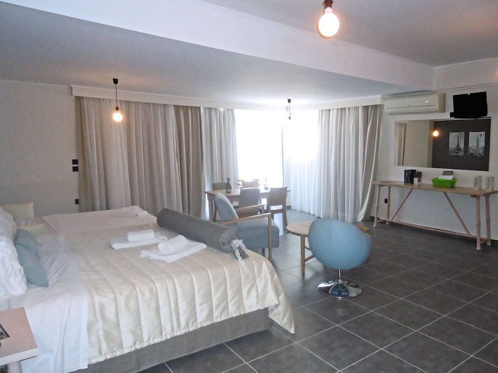 Amphitryon City Hotel - Image 8