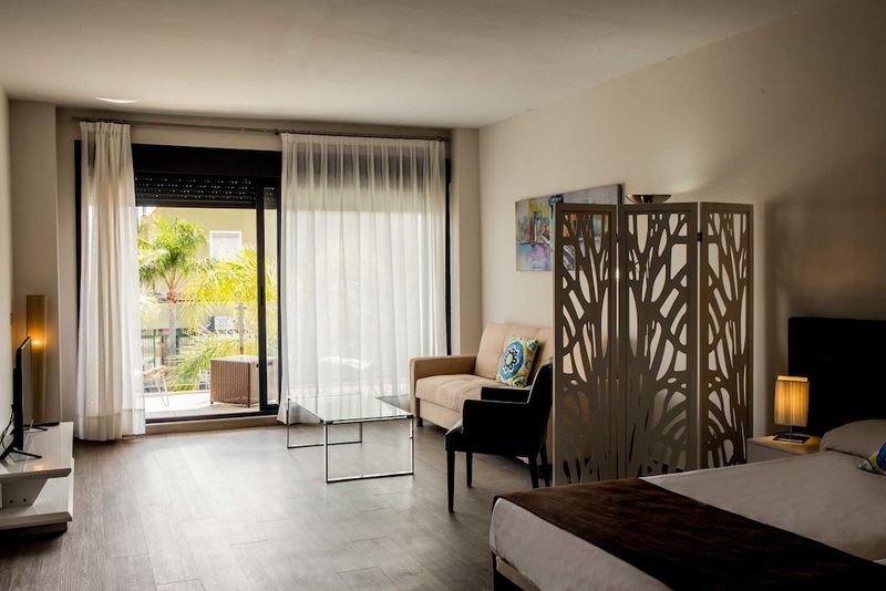 Dimona Suites - Image 2