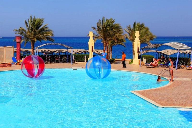 Sphinx Aqua Park Beach Resort - Image 5