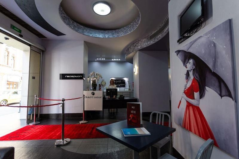Hotel Central - Image 9