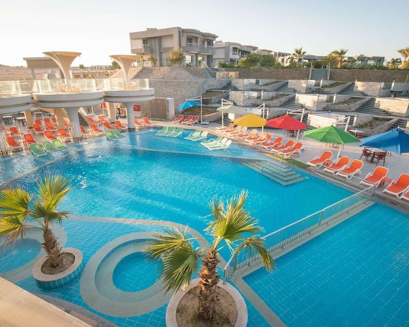 Hurghada Long Beach Resort - Image 9