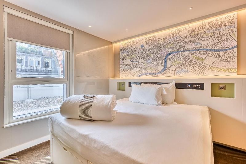 hub by Premier Inn London Soho - Image 9