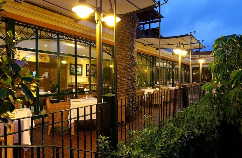 Les Rotes Hotel - Image 7