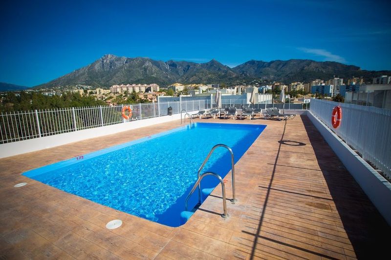 Marbella Inn - Image 1