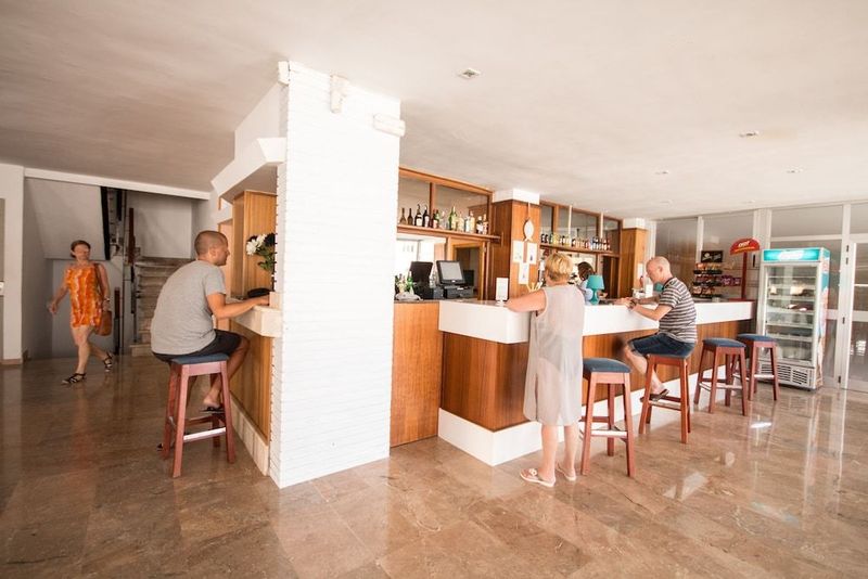 Amic Miraflores - Image 7