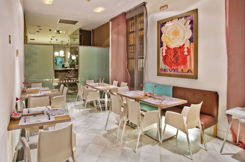 Petit Palace Marques Santa Ana - Image 6