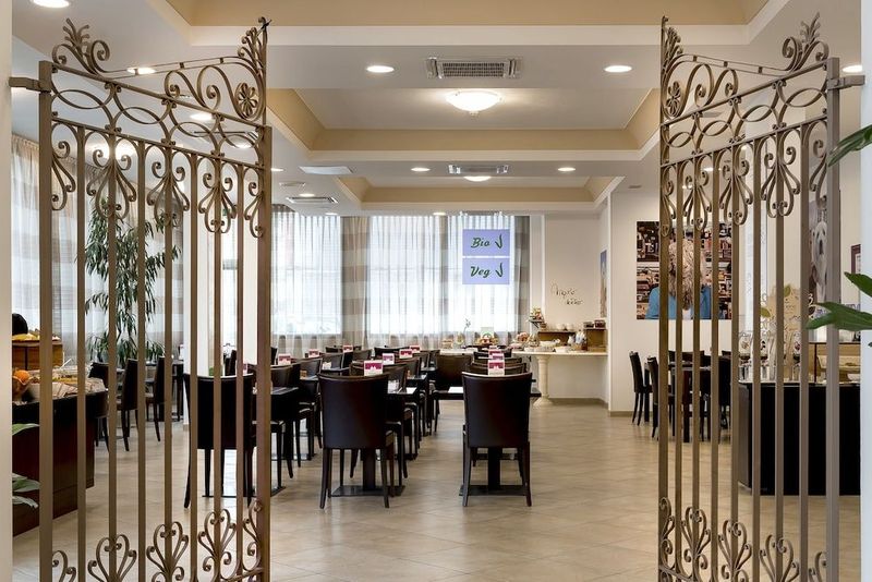 Hotel Sovrana - Image 3