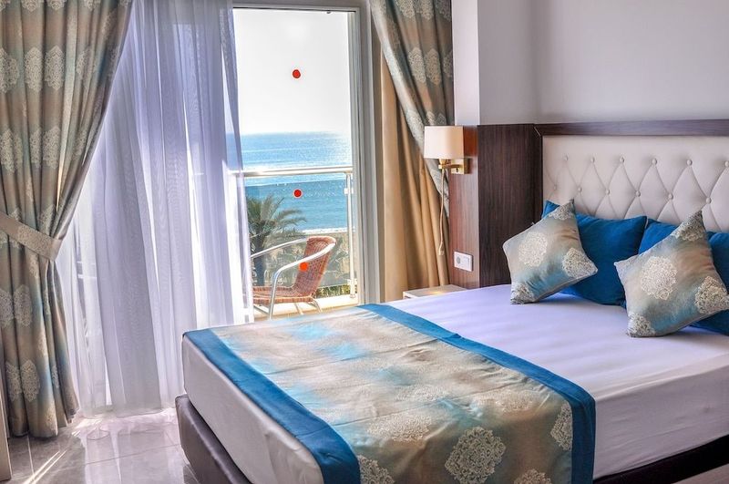 Cleopatra Golden Beach Hotel - Image 2