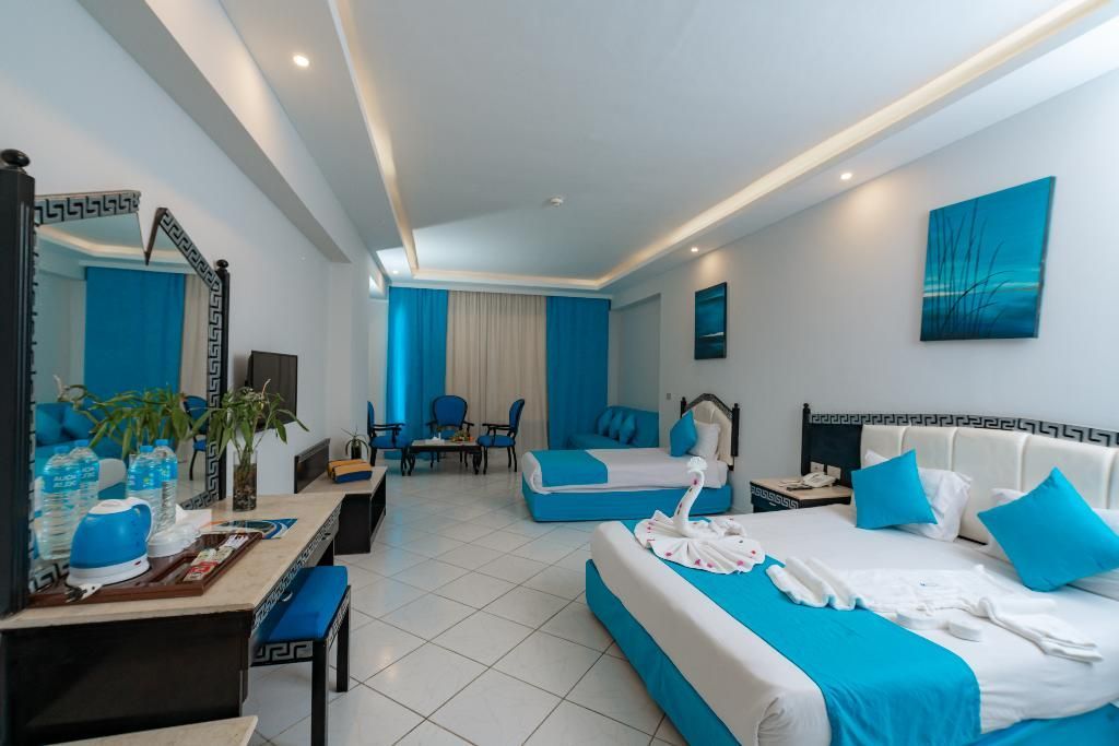 King Tut Aqua Park Beach Resort - Image 8
