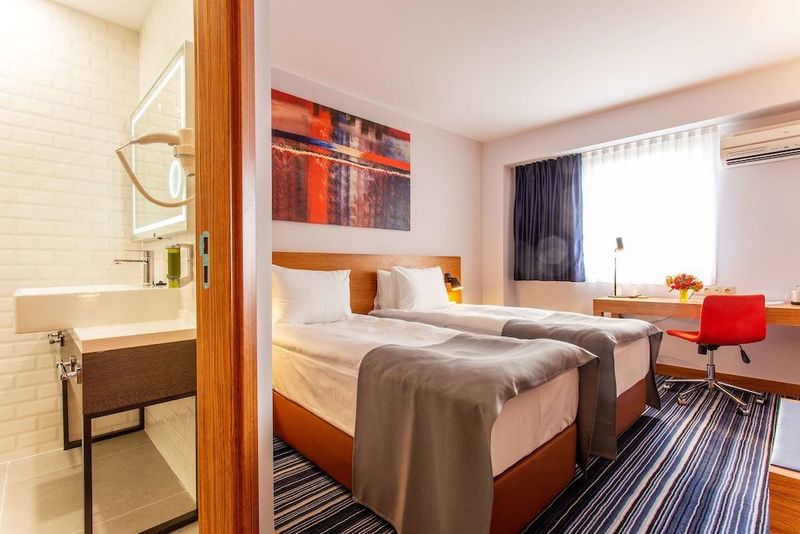 Best Western Terminus Hotel - Image 10