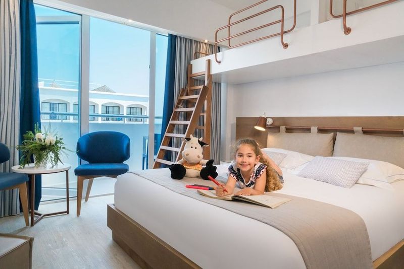 Lordos Beach Hotel - Image 7