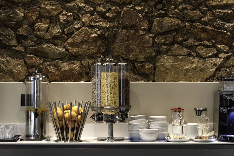 Athens One Smart Hotel - Image 8