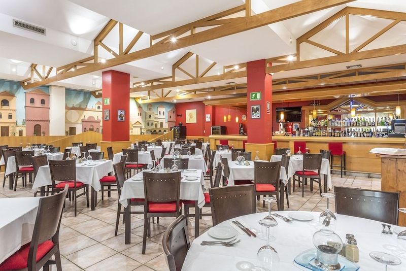 Los Amigos Beach Club by Diamond Resorts - Image 8