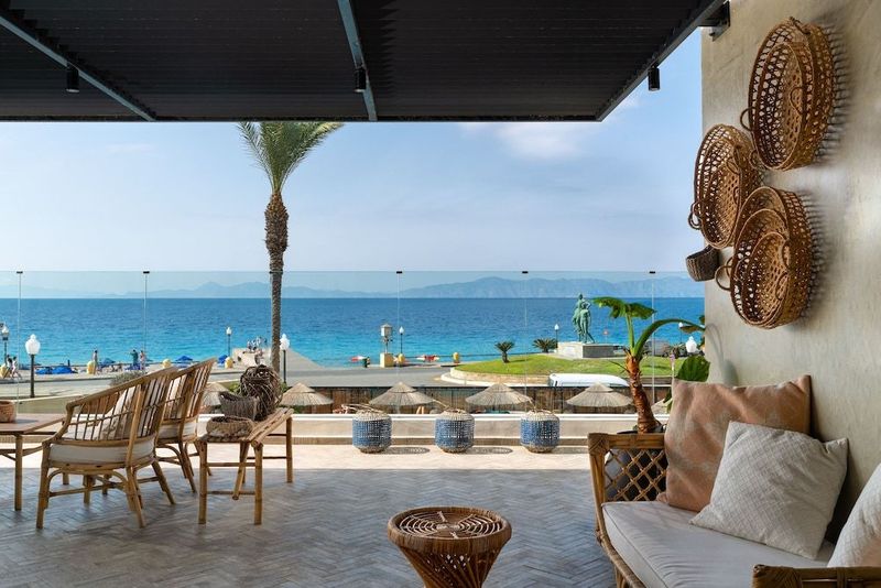 Blue Sky City Beach Hotel - Image 2