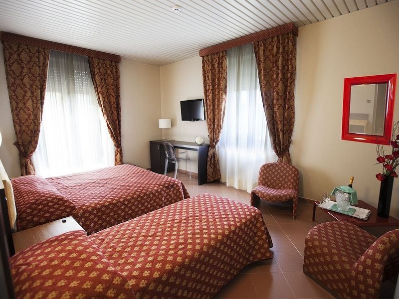 Hotel Vittoria - Image 9