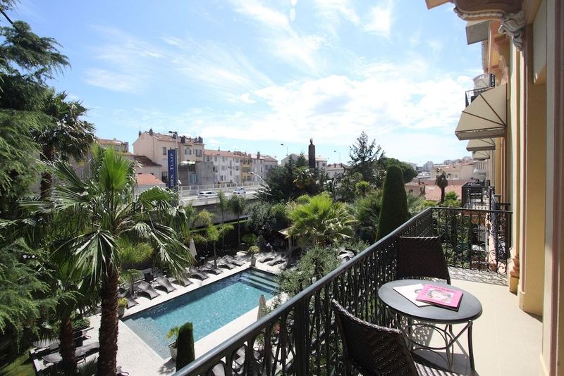 Golden Tulip Cannes Hotel de Paris - Image 2