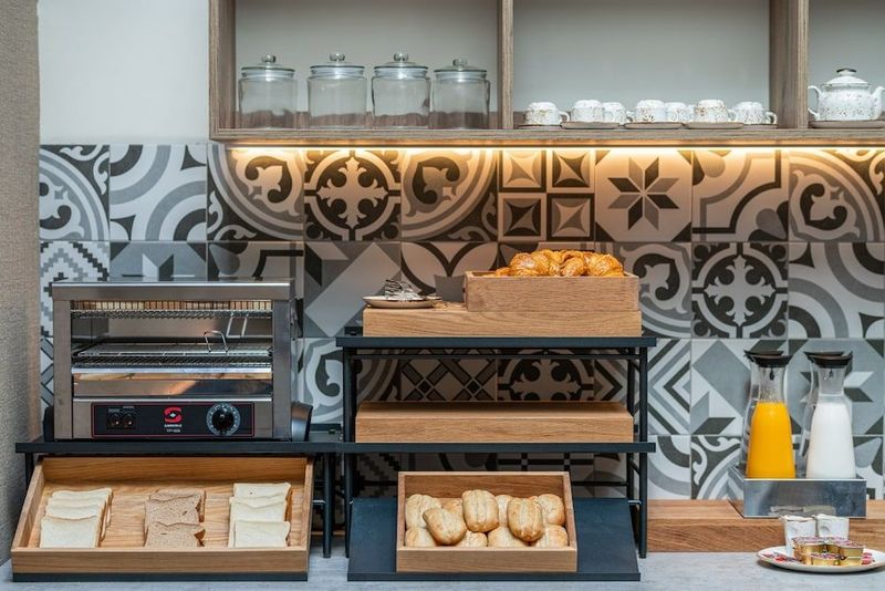 Boutique Hotel Cordial La Peregrina - Image 7