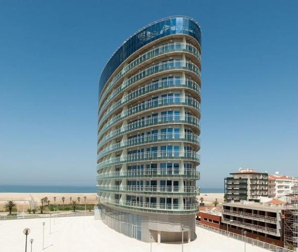 Hotel Eurostars Oasis Plaza Hotel ligger i Figueira da Foz