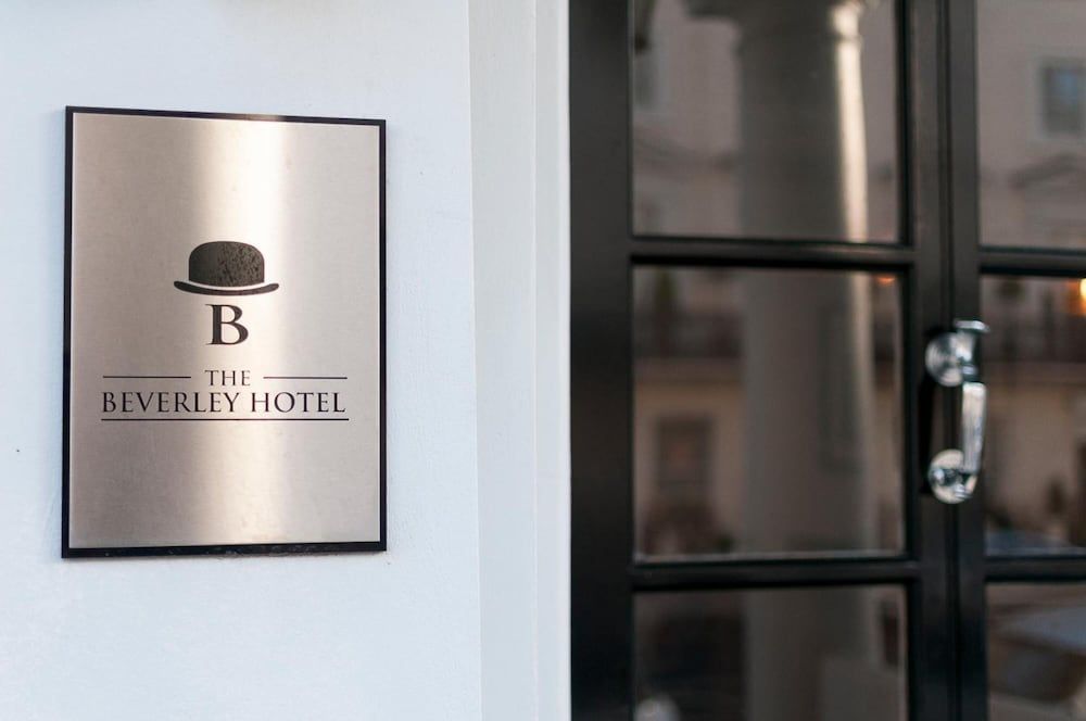 The Beverley Hotel London - Image 2