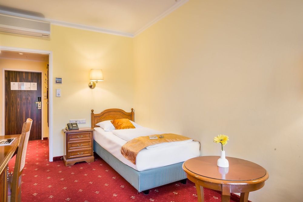 Novum Hotel Prinz Eugen - Image 8