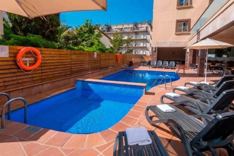 Tossa Beach Center - Image 4