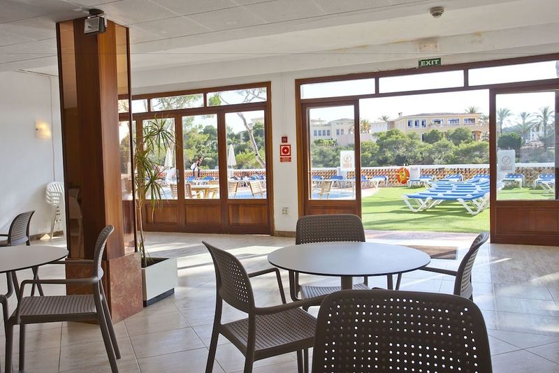 Hotel Cala Ferrera - Image 8