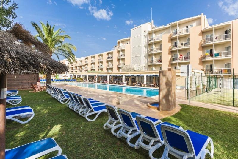 Globales Playa Santa Ponsa - Image 10