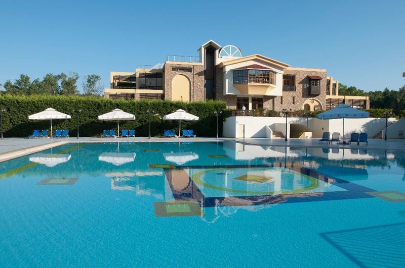 Simantro Resort - Image 9