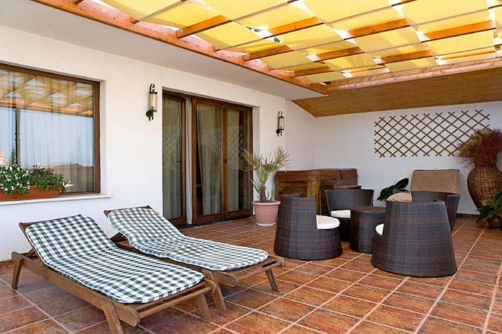 Villa Maria Revas - Image 2