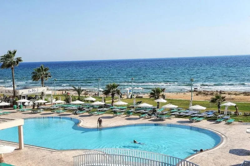 Piere Anne Beach Hotel