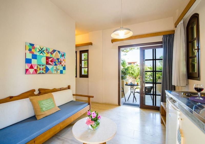 Evangelos Apartments - Image 7