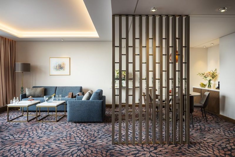 Grand Hotel Millennium Sofia - Image 8