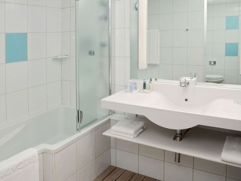 Novotel Lisboa - Image 10