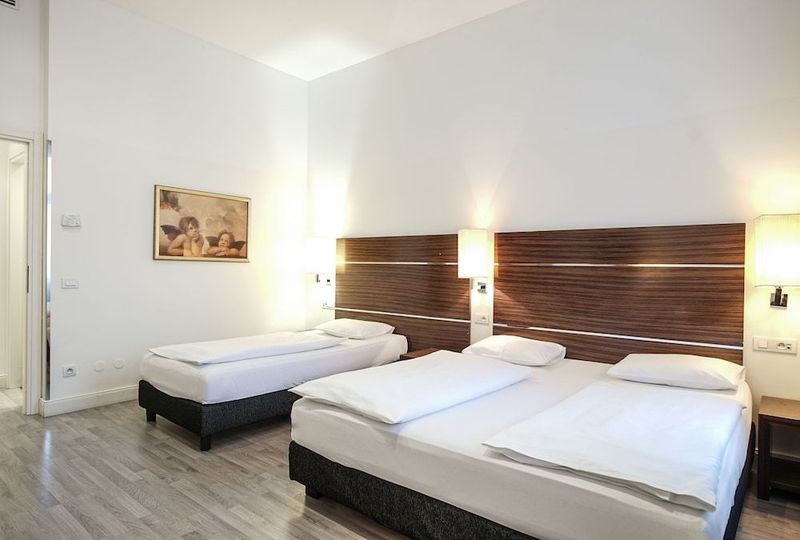 Hotel Assenzio Prague - Image 9