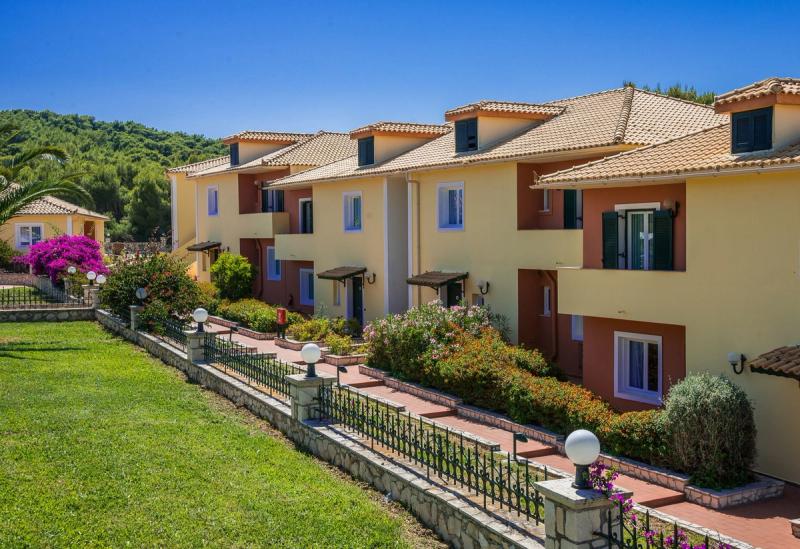Keri Village & Spa by Zante Plaza - Image 5