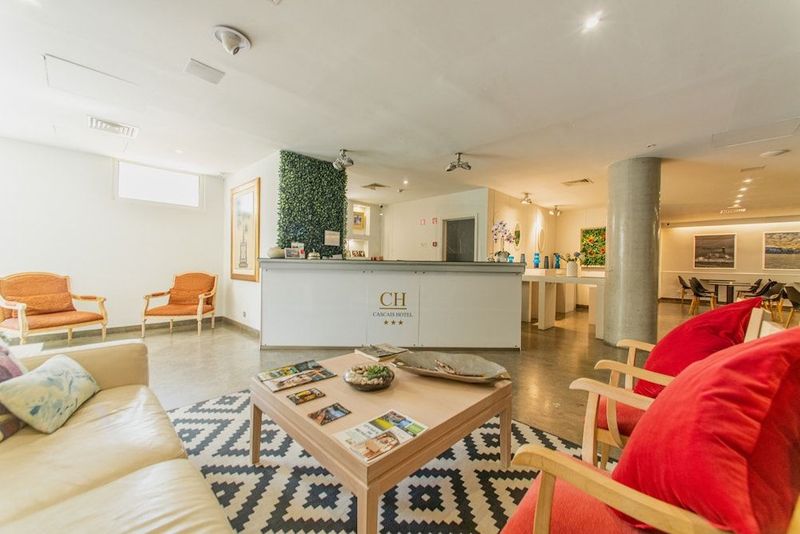 Cascais Hotel - Image 4