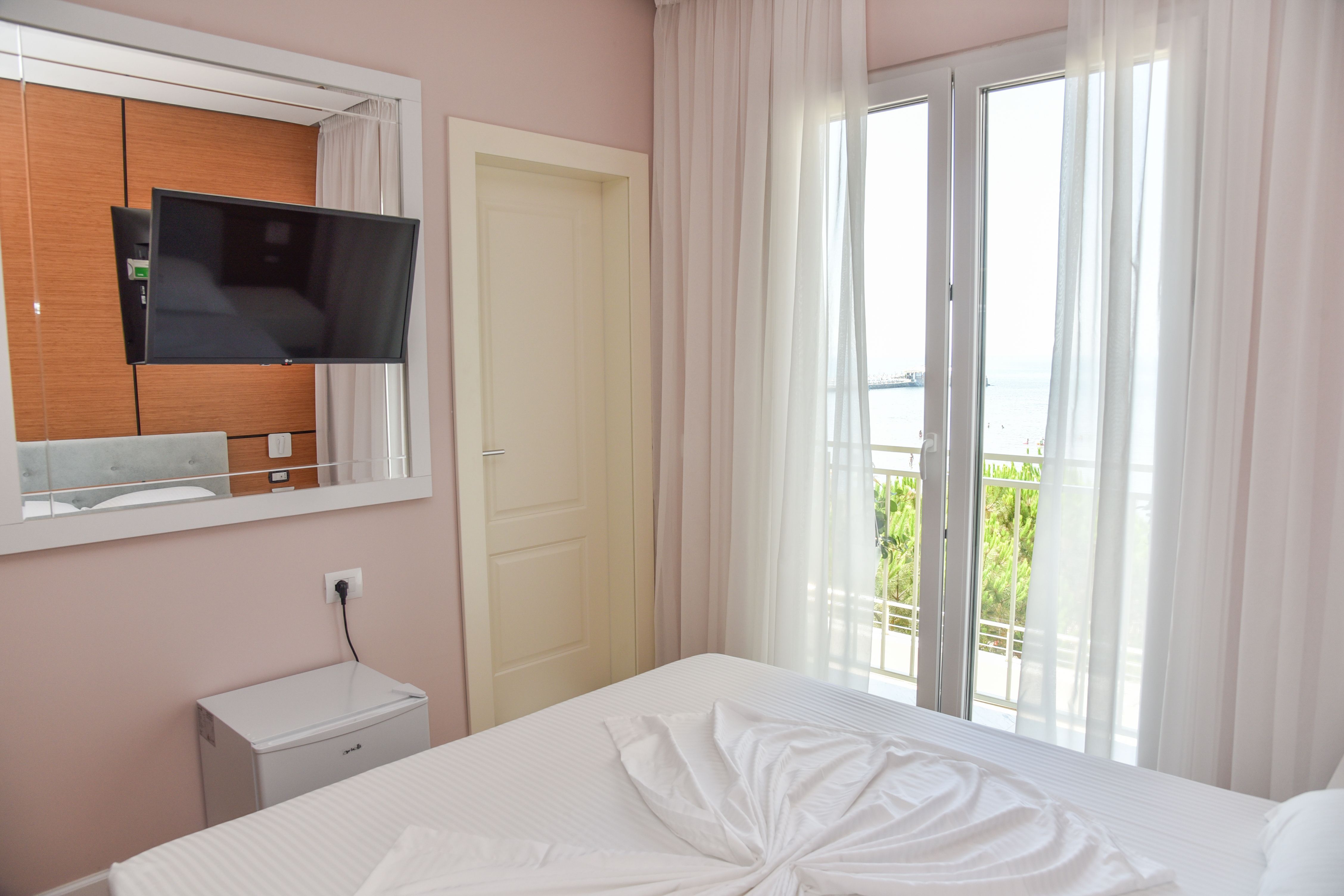 Hotel Edart - Image 5