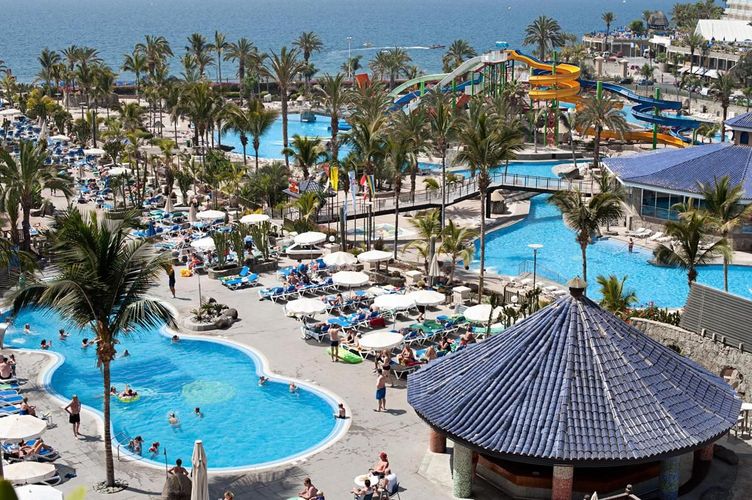 Hotel LIVVO Lago Taurito tilbyr sol og varme for hele familien i Playa Taurito på Gran Canaria.