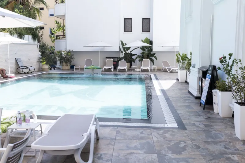 Martiness Hotel