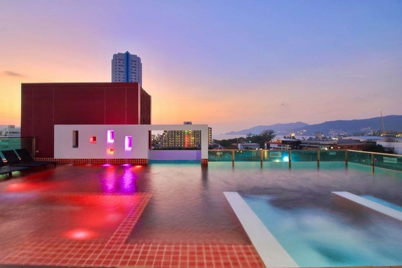 Sleep With Me Design Hotel - Image 4