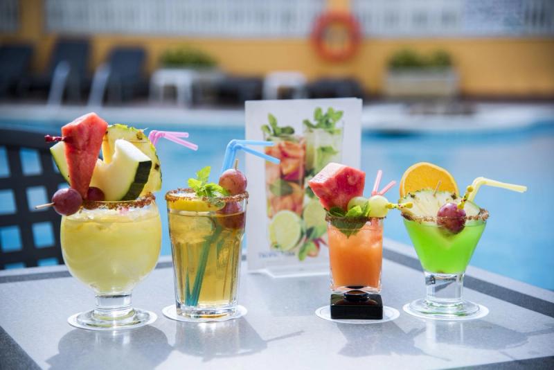 Tropic Park Hotel - Image 2