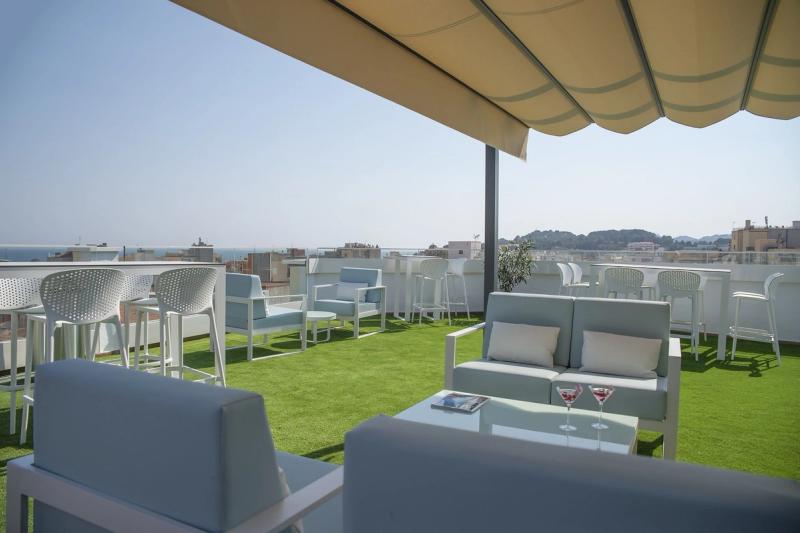 Hotel Lloret Santa Rosa by Pierre & Vacances - Image 4