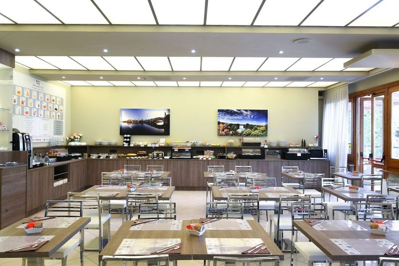 Best Quality Hotel La Darsena - Image 4
